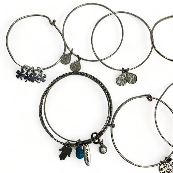 Lot of 8 Assorted Silver Tone Charm Bracelets Expandable - Picture 2 of 11